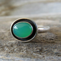 Size 9 Chrysoprase and sterling silver shadowbox ring